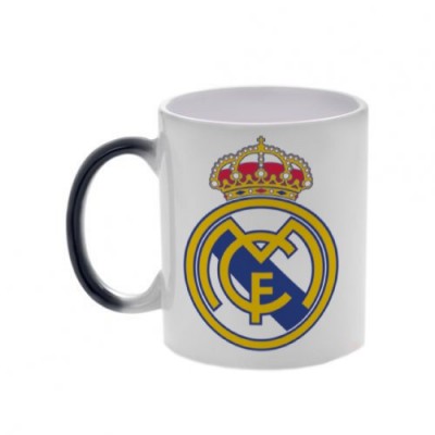 Черная кружка хамелеон с логотипом Реал Мадрид