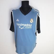 Реал Мадрид футболка игровая именная Луиш Фигу 2001